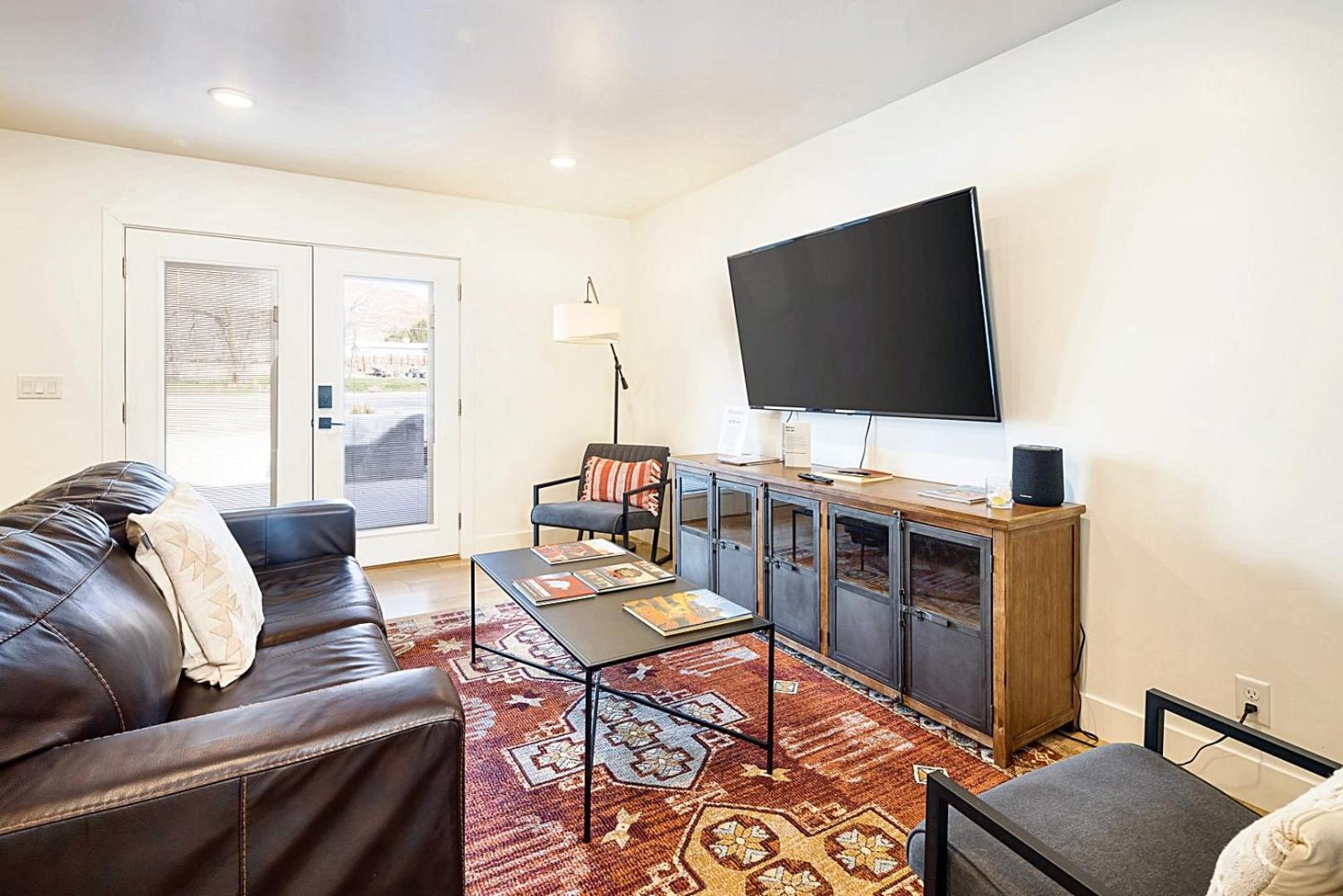 Near Downtown Stylish 2Br With Amazing Patio - 3 Villa Moab Luaran gambar